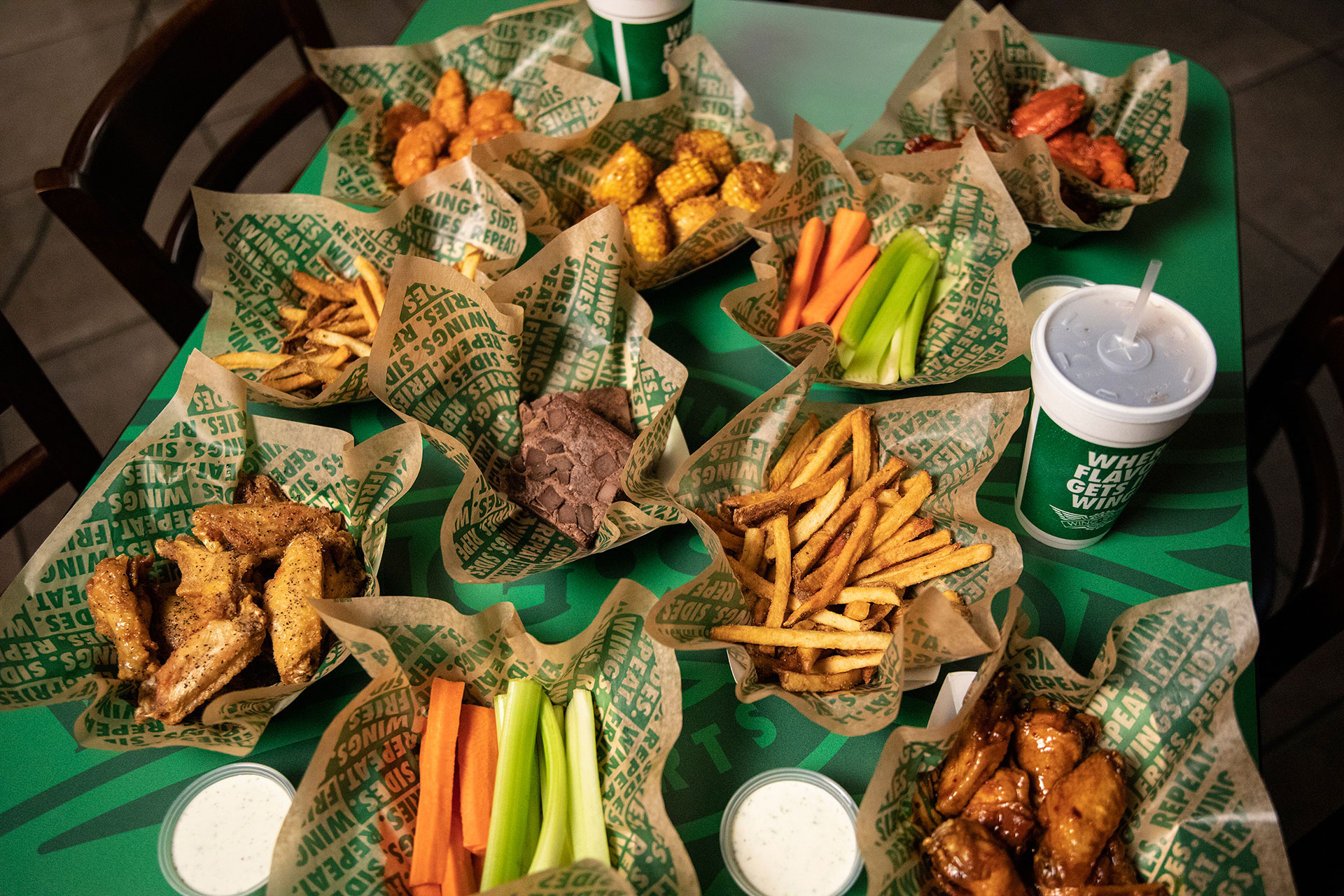 Wingstop full table food display