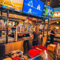Primanti&#039;s Restaurant and Bar McIntyre Square Sept-2023 (Images_ AcrossNorthHills)-06