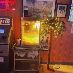 Knuckleheads Bar-05