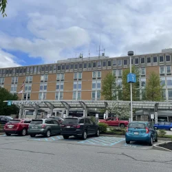 hosptial_upmc_mccandless_20220513_13