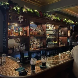 monterey_pub_pittsburgh_151221_08