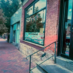 2023 Lindos Restaurant - Pittsburgh-03